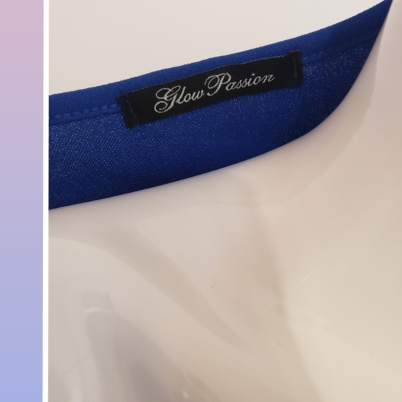🦋Glow Passion Blouse🦋 - Picture 3 of 4